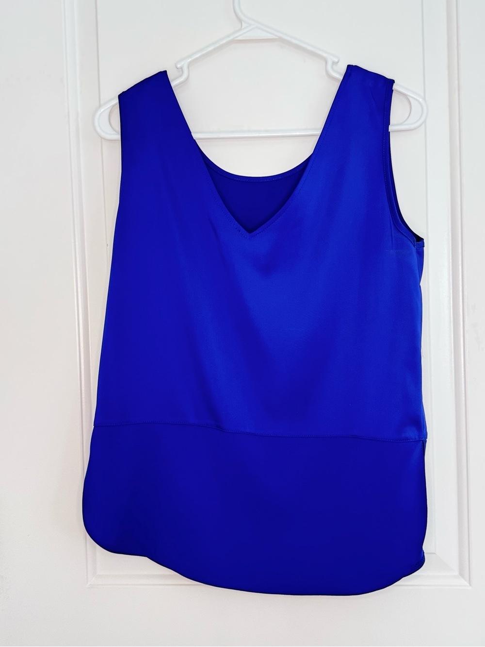 Sleeveless V-Neck Tank Top in Royal Blue